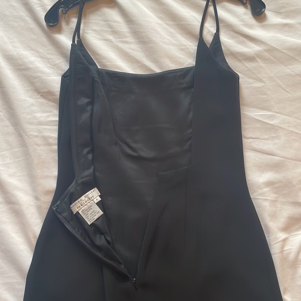 Perfect LBD - Picture 4 of 4